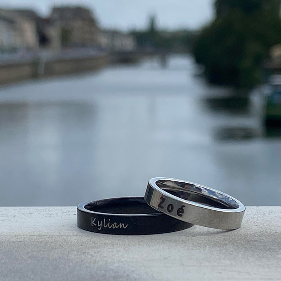 Bague Personnalisée Prénom – Meduse Paris - Main Image